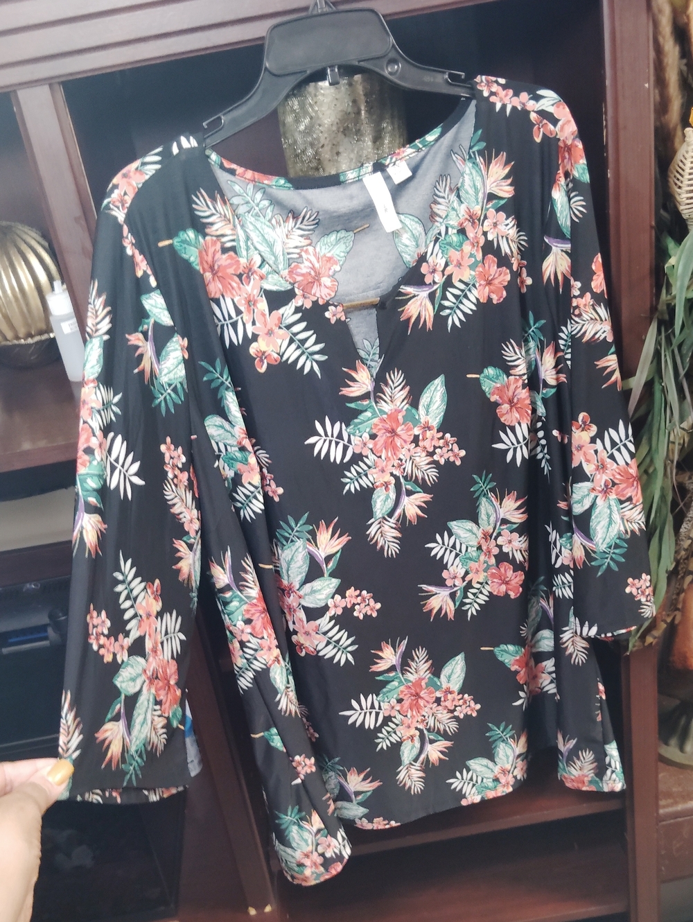 Tacera Black Floral Keyhole V-Neck Tunic